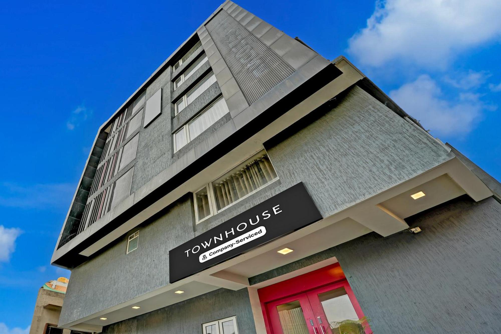 Super Townhouse Ulsoor Near Halasuru Metro Station Bangalore Bagian luar foto
